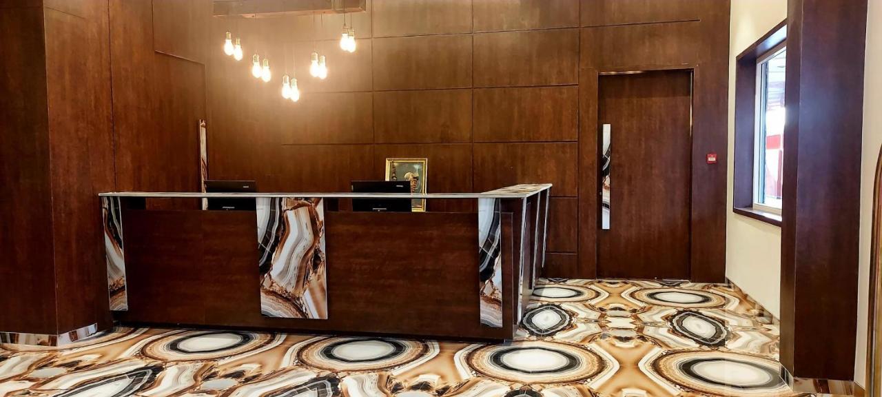 Hotel Madhuban Silvassa Buitenkant foto